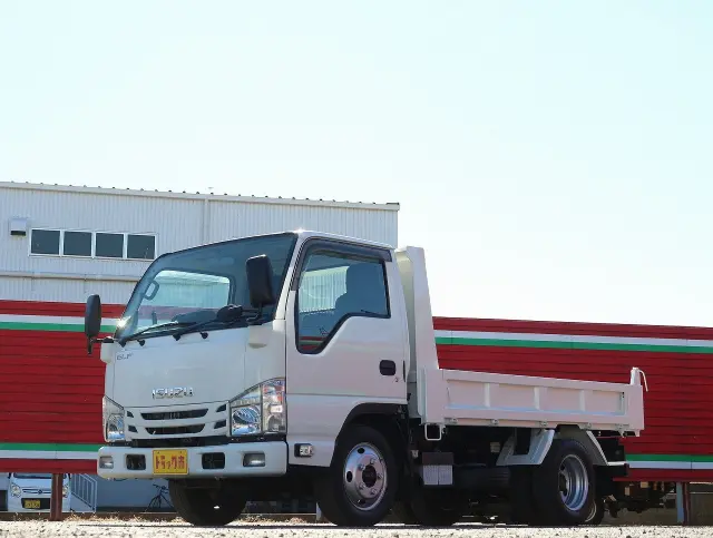 いすゞ エルフ 2RG-NJR88AD(2WD)の写真2