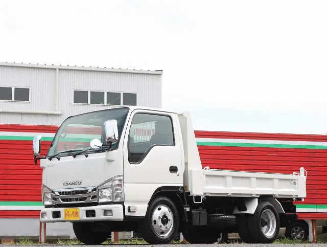 いすゞ エルフ TKG-NJR85AD(2WD)の写真2