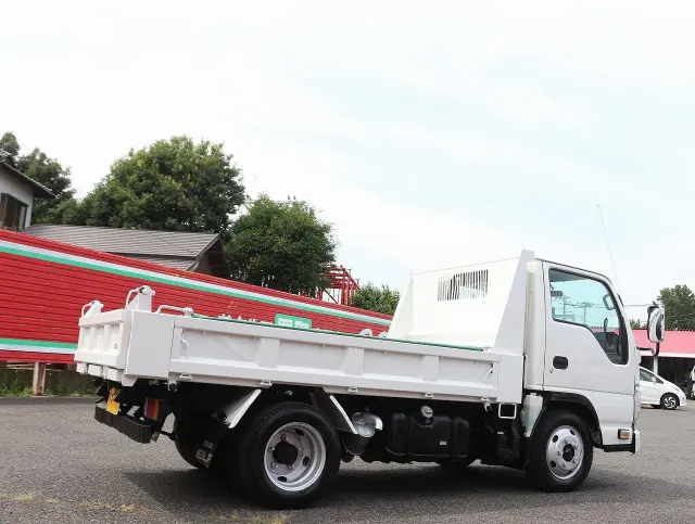 いすゞ エルフ TKG-NJR85AD(2WD)の写真6