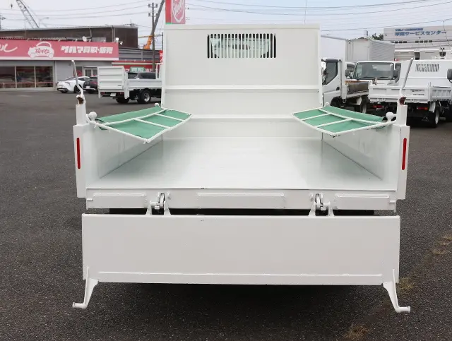 いすゞ エルフ TKG-NJR85AD(2WD)の写真11