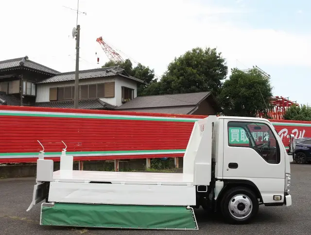 いすゞ エルフ TKG-NJR85AD(2WD)の写真14