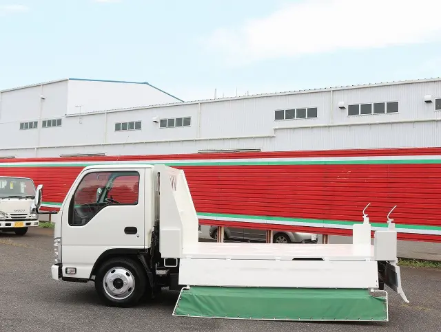 いすゞ エルフ TKG-NJR85AD(2WD)の写真18
