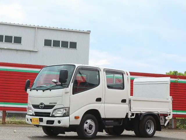 日野 デュトロ TPG-XZU605M(2WD)の写真1