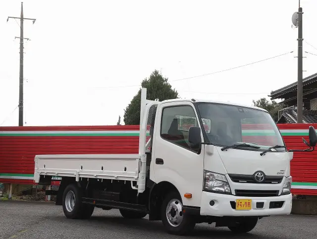 トヨタ ダイナ TKG-XZU775(4WD)の写真3