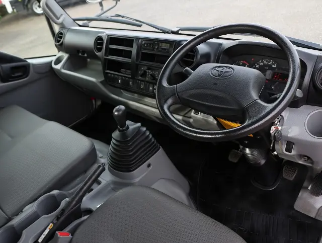 トヨタ ダイナ TKG-XZU775(4WD)の写真28