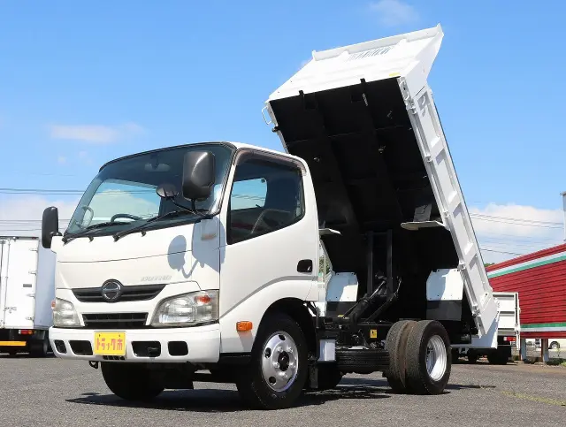 日野 デュトロ TKG-XZU620Tの写真1