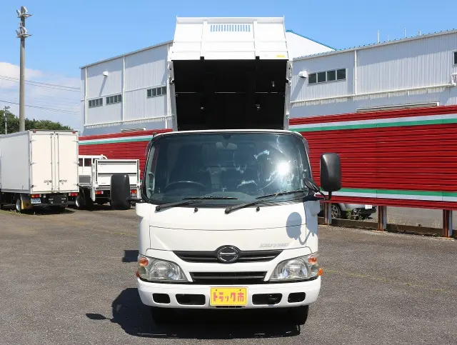 日野 デュトロ TKG-XZU620Tの写真2