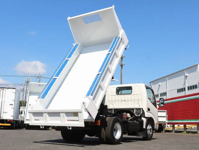 日野 デュトロ TKG-XZU620Tの写真5