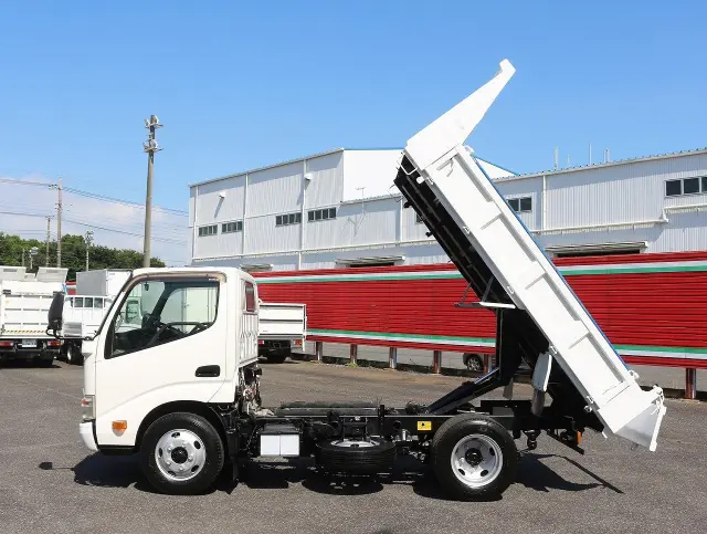 日野 デュトロ TKG-XZU620Tの写真8