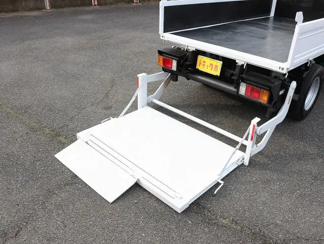 マツダ タイタン TRG-LKR85A(2WD)の写真3