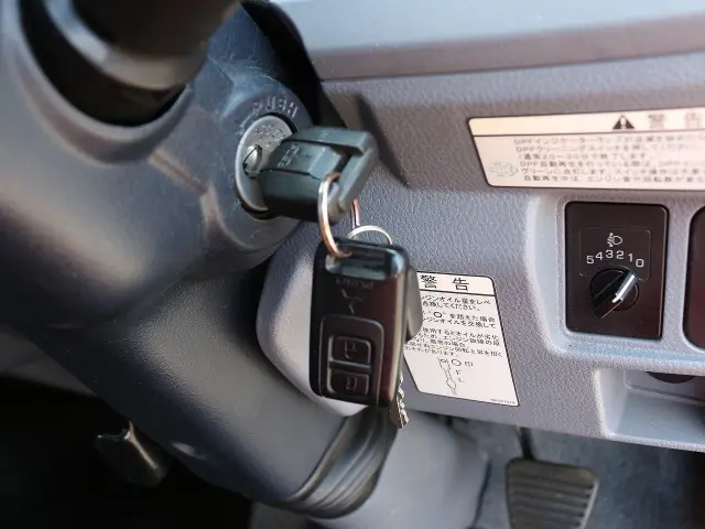 三菱 キャンター TKG-FEB50(2WD)の写真42