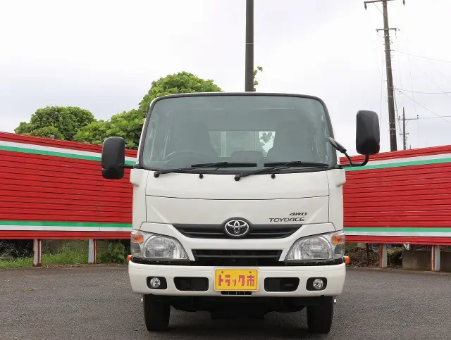 トヨタ トヨエース TKG-XZU695(4WD)の写真2