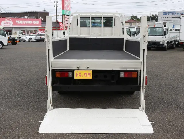 トヨタ トヨエース TKG-XZU695(4WD)の写真12