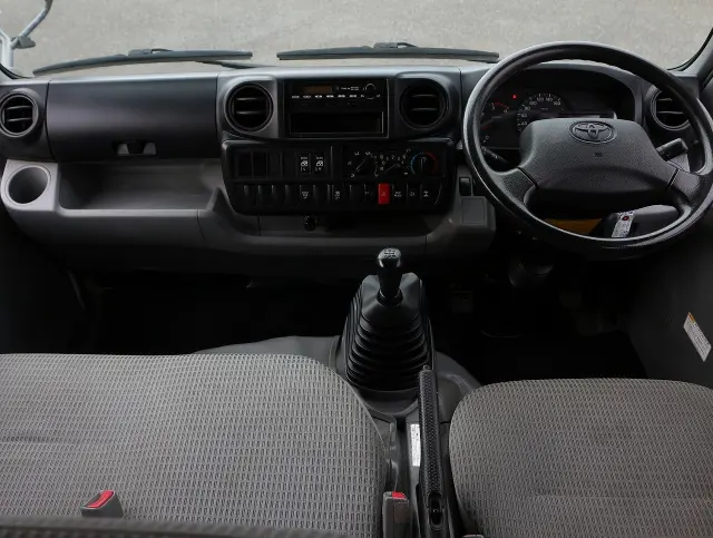 トヨタ トヨエース TKG-XZU695(4WD)の写真32