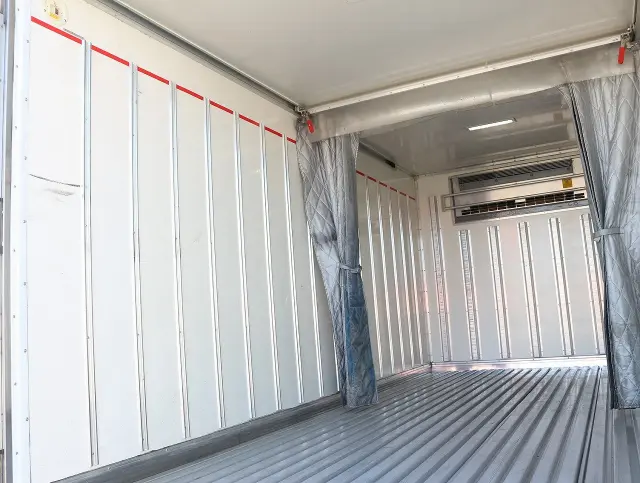 いすゞ エルフ 2SG-NPR88AN(2WD)の写真14