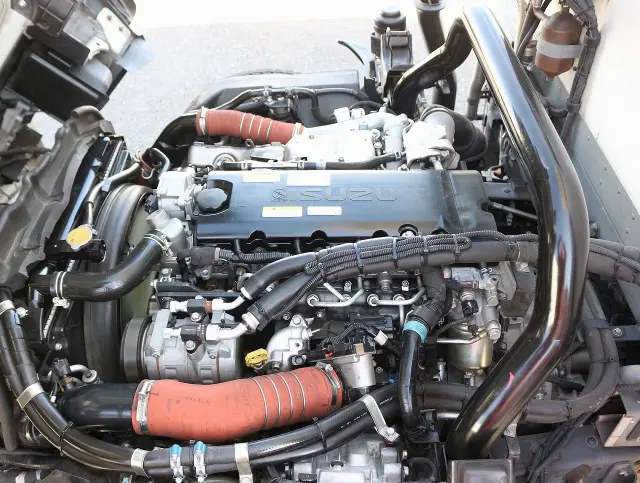 いすゞ エルフ 2SG-NPR88AN(2WD)の写真22