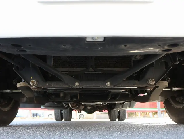 いすゞ エルフ 2SG-NPR88AN(2WD)の写真24