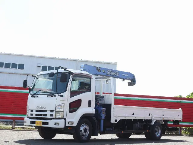 いすゞ フォワード PKG-FRR90S2(2WD)の写真2