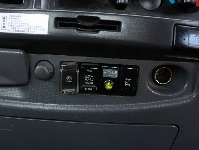 いすゞ フォワード PKG-FRR90S2(2WD)の写真42