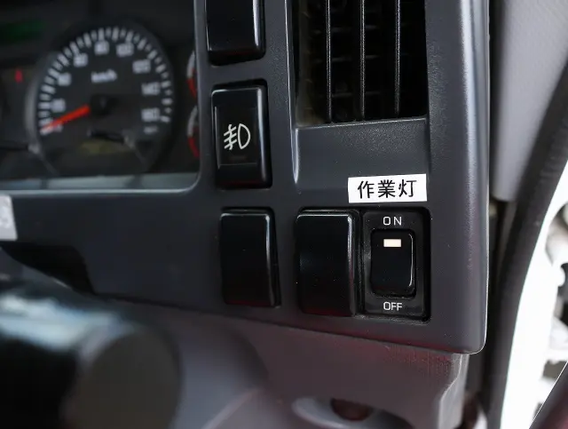 いすゞ フォワード PKG-FRR90S2(2WD)の写真44