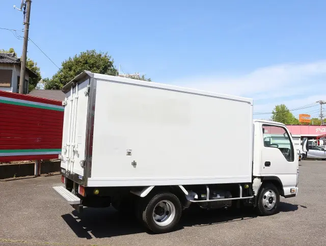 いすゞ エルフ TKG-NHR85AN(2WD)の写真5