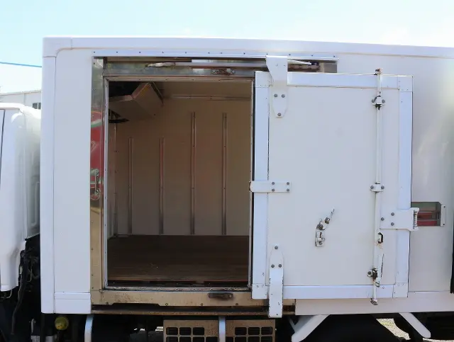 いすゞ エルフ TKG-NHR85AN(2WD)の写真14