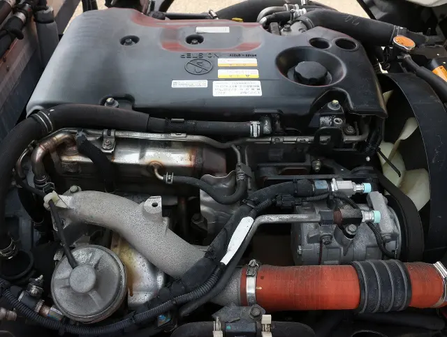 いすゞ エルフ TKG-NHR85AN(2WD)の写真26