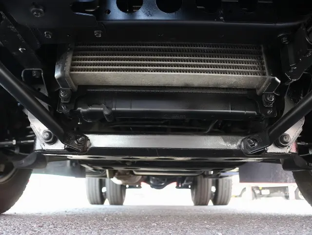 いすゞ エルフ TKG-NHR85AN(2WD)の写真27