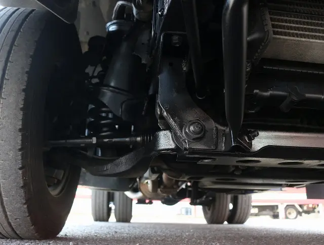 いすゞ エルフ TKG-NHR85AN(2WD)の写真28