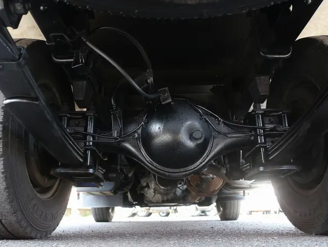 いすゞ エルフ TKG-NHR85AN(2WD)の写真30