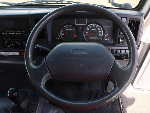 いすゞ エルフ TKG-NHR85AN(2WD)の写真34