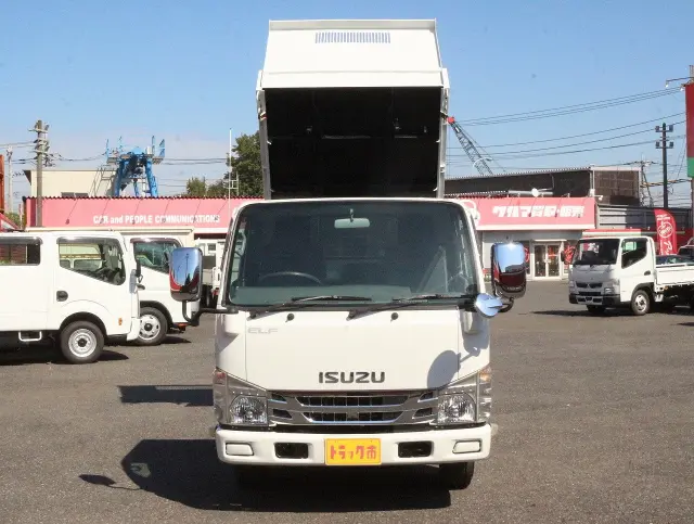 いすゞ エルフ TPG-NJR85AD(2WD)の写真2