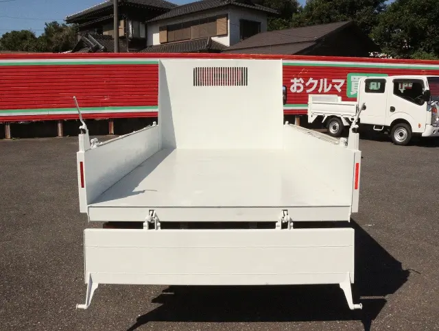 いすゞ エルフ TPG-NJR85AD(2WD)の写真11