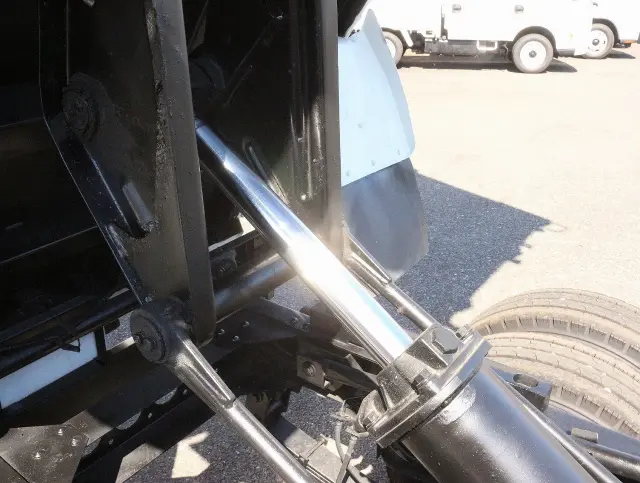 いすゞ エルフ TPG-NJR85AD(2WD)の写真21