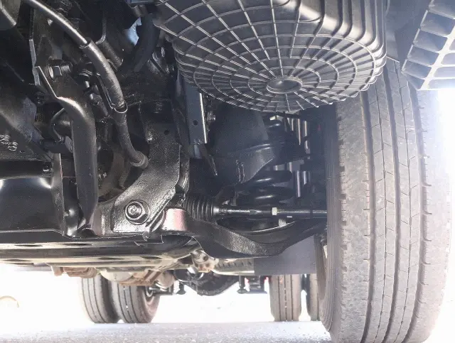 いすゞ エルフ TPG-NJR85AD(2WD)の写真28