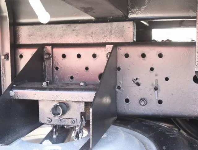 いすゞ エルフ TPG-NJR85AD(2WD)の写真33