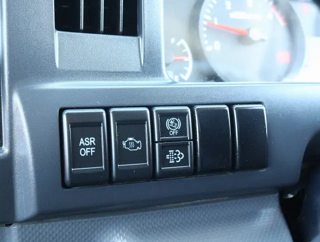 いすゞ エルフ TPG-NJR85AD(2WD)の写真44