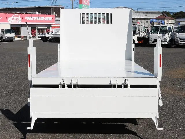 いすゞ エルフ TPG-NKR85AD(2WD)の写真15