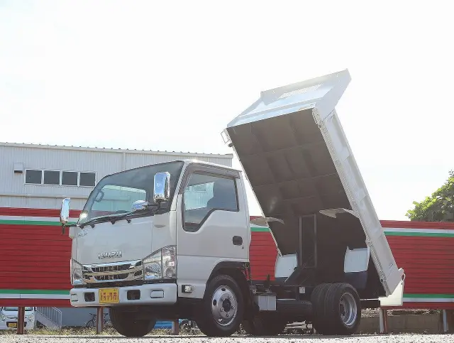 いすゞ エルフ TPG-NKR85AD(2WD)の写真19