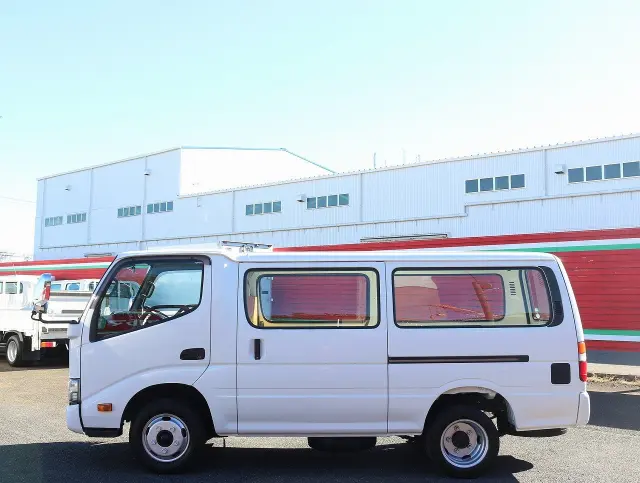 トヨタ ダイナ TKG-XZC605V(2WD)の写真8