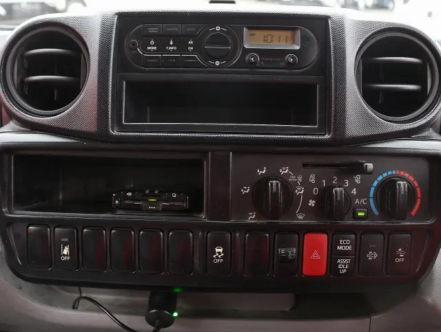 トヨタ ダイナ TKG-XZC605V(2WD)の写真34