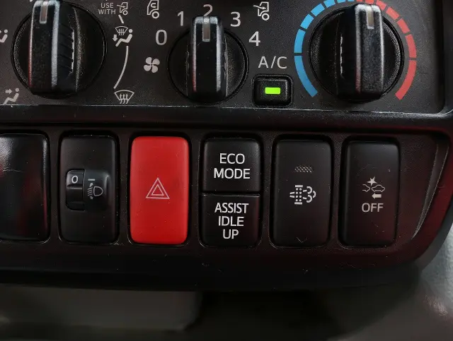 トヨタ ダイナ TKG-XZC605V(2WD)の写真36