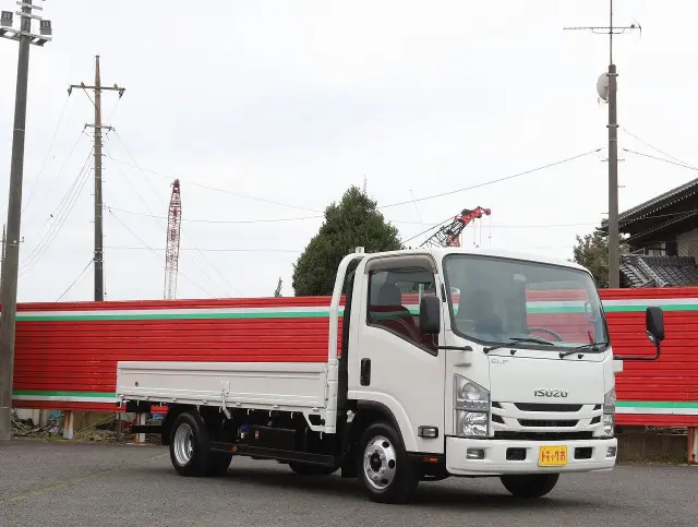 いすゞ エルフ 2RG-NPR88AR(2WD)の写真3