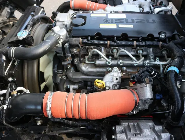 いすゞ エルフ 2RG-NPR88AR(2WD)の写真21