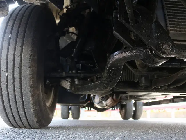 いすゞ エルフ 2RG-NPR88AR(2WD)の写真25