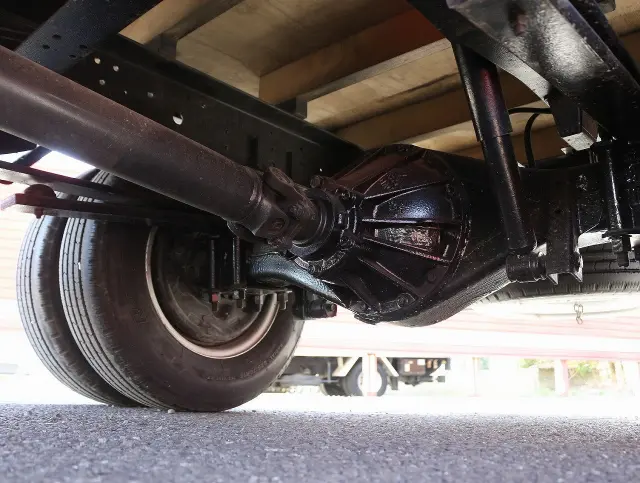 いすゞ エルフ 2RG-NPR88AR(2WD)の写真26