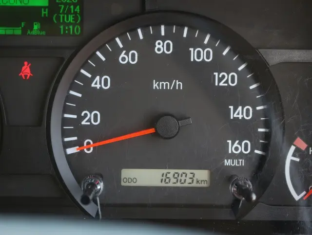 いすゞ エルフ 2RG-NPR88AR(2WD)の写真34