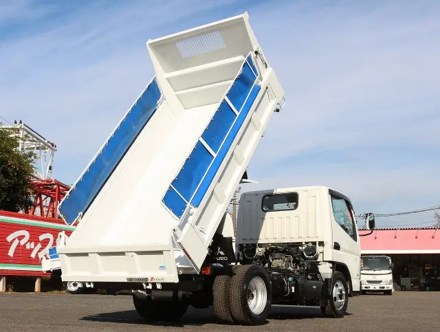 三菱 キャンター TPG-FBA60(2WD)の写真5