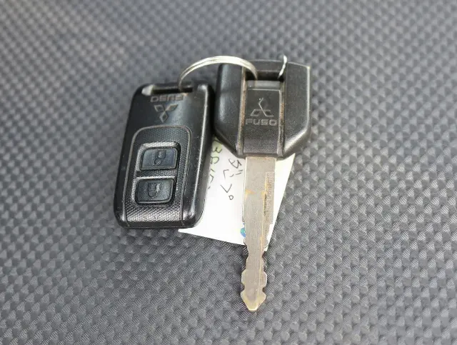 三菱 キャンター TPG-FBA60(2WD)の写真49