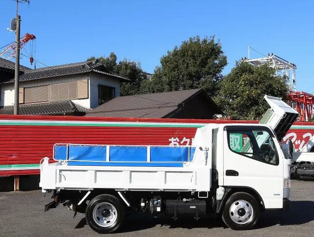 三菱 キャンター TPG-FBA60(2WD)の写真5